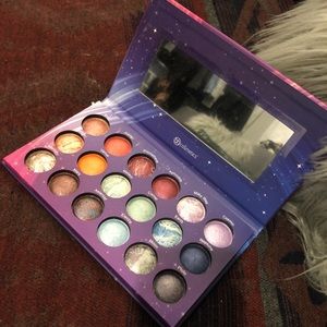 BH Cosmetics Galaxy Palette